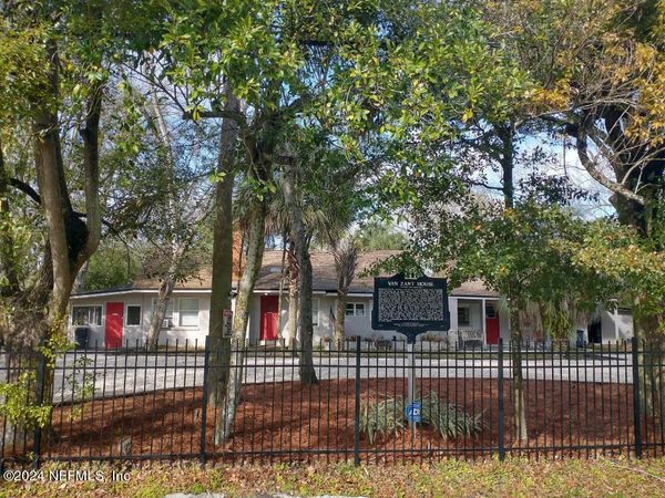 5419 WOODCREST Road, Jacksonville, FL 32205