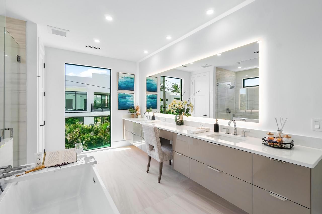 444 NE 5th Street, Boca Raton, FL 33432 Photo