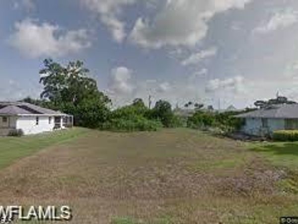 1003 Arthur AVE, LEHIGH ACRES, FL 33936