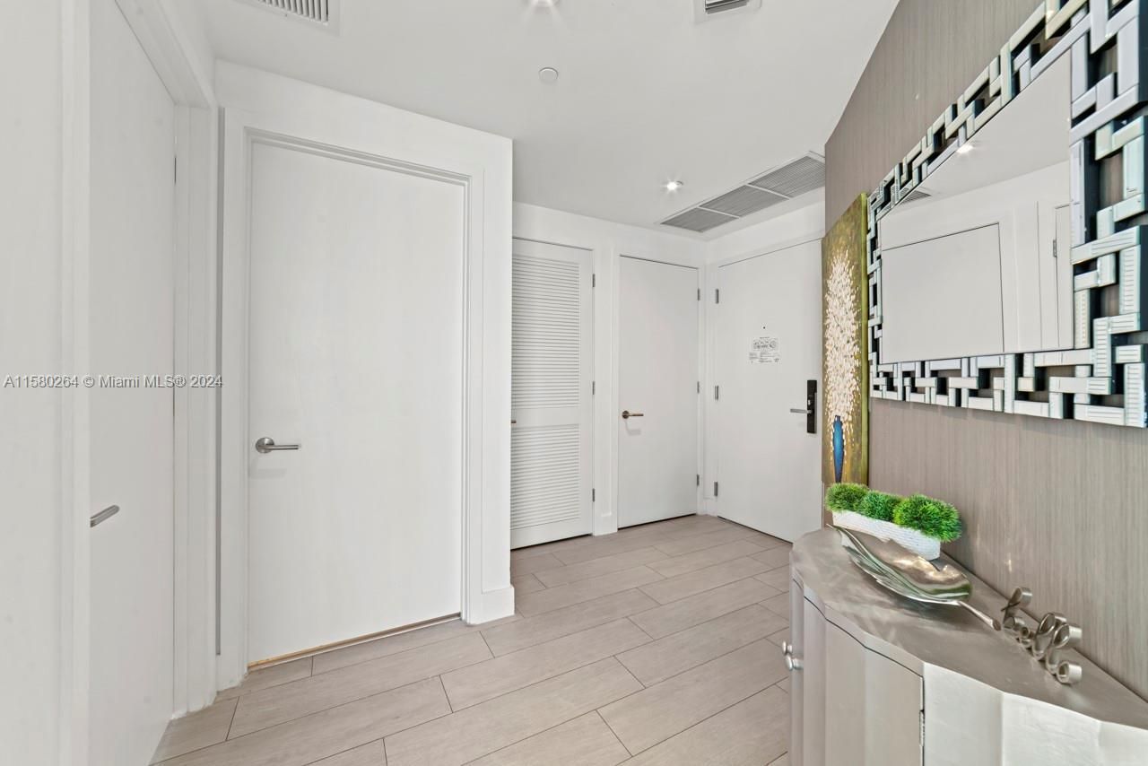 4010 S Ocean Dr, Unit R3001, Hollywood, FL 33019 Photo