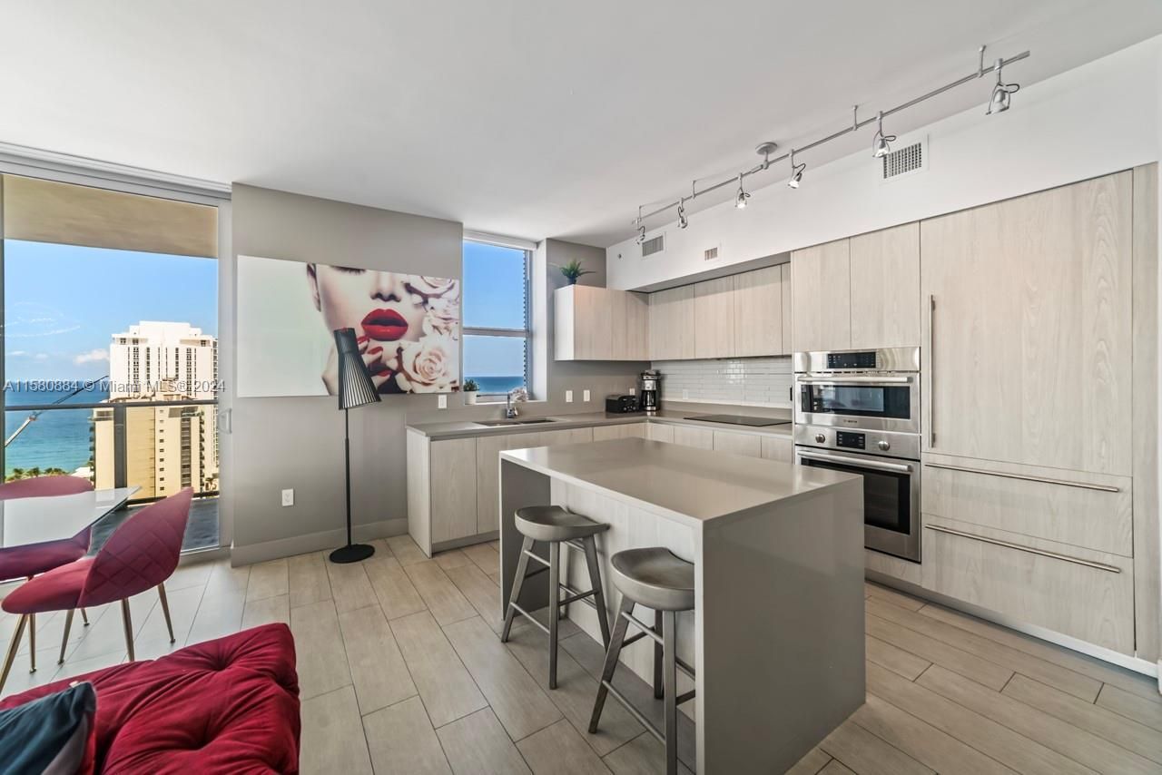 4010 S Ocean Dr, Unit R1601, Hollywood, FL 33019 Photo