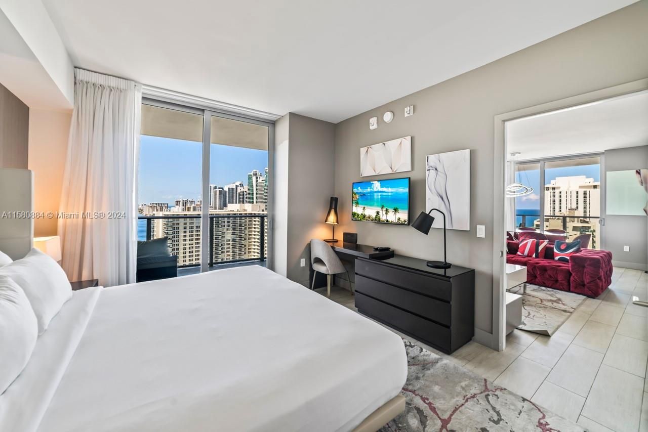 4010 S Ocean Dr, Unit R1601, Hollywood, FL 33019 Photo