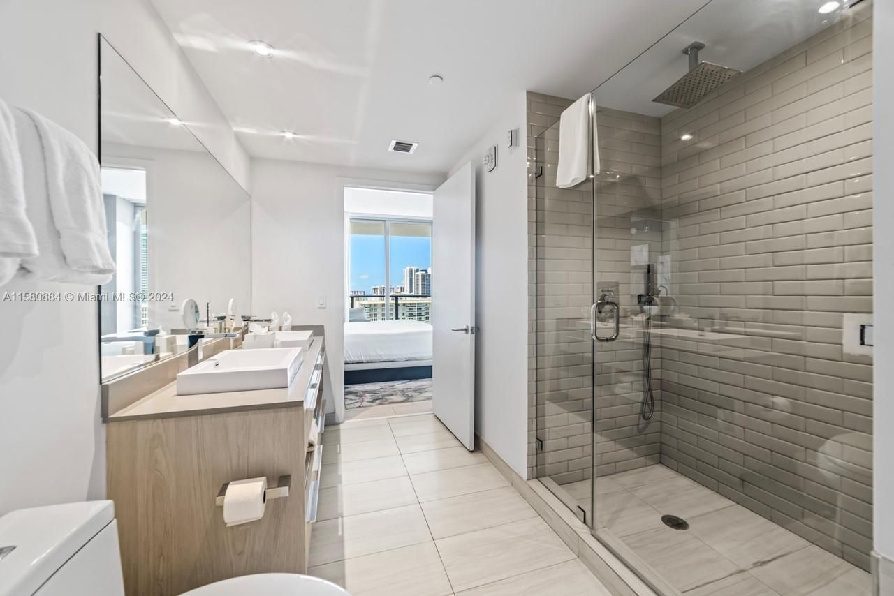 4010 S Ocean Dr, Unit R1601, Hollywood, FL 33019 Photo