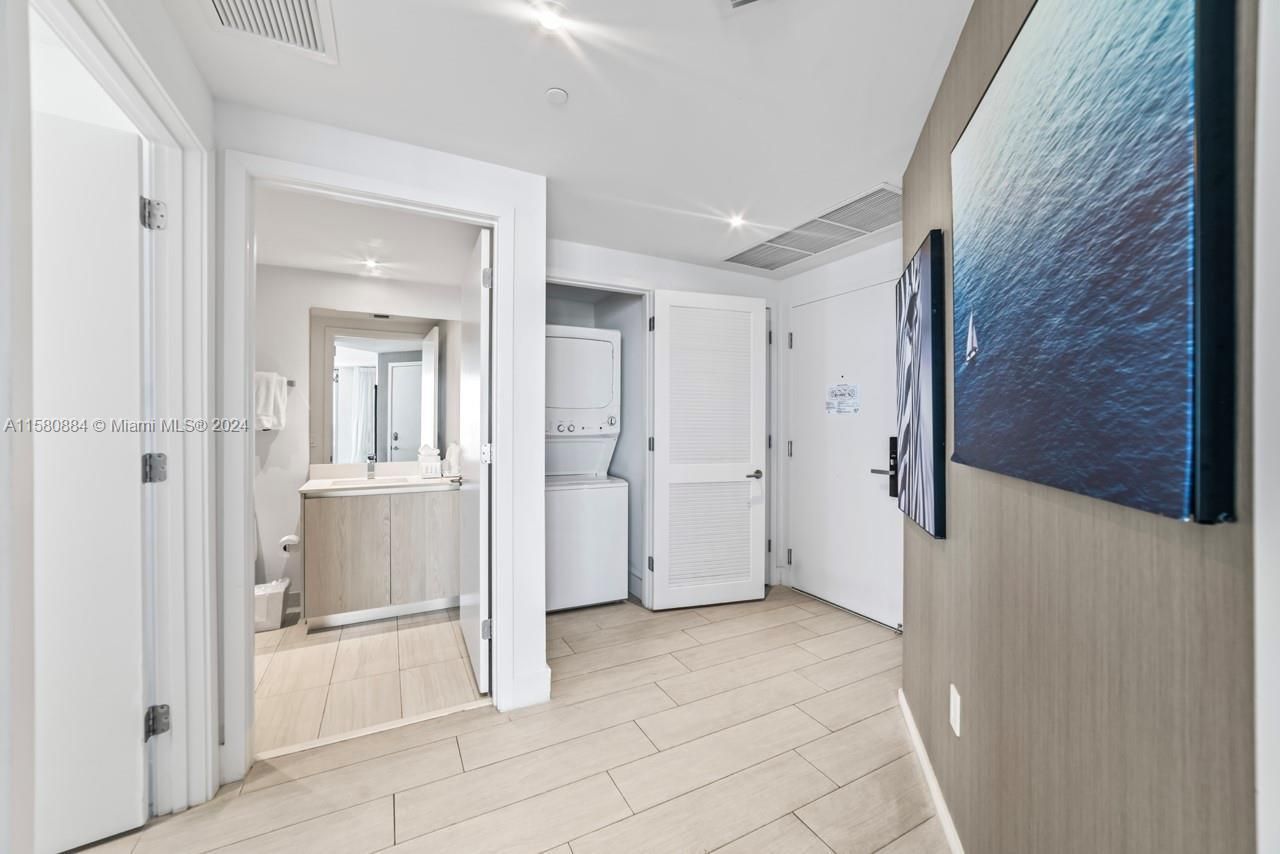 4010 S Ocean Dr, Unit R1601, Hollywood, FL 33019 Photo