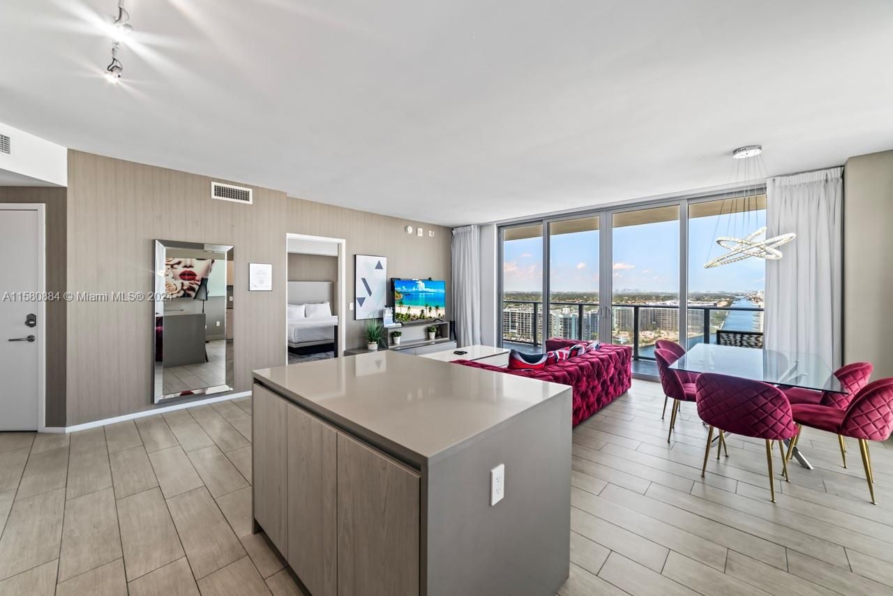 4010 S Ocean Dr, Unit R1601, Hollywood, FL 33019 Photo