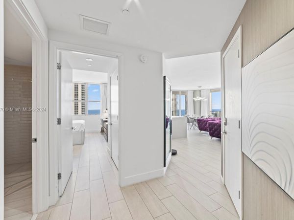 4010 S Ocean Dr, Unit R2409, Hollywood, FL 33019