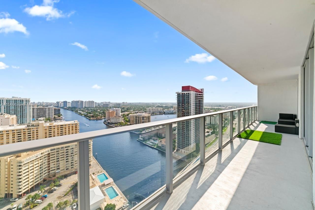 4010 S Ocean Dr, Unit R2409, Hollywood, FL 33019 Photo