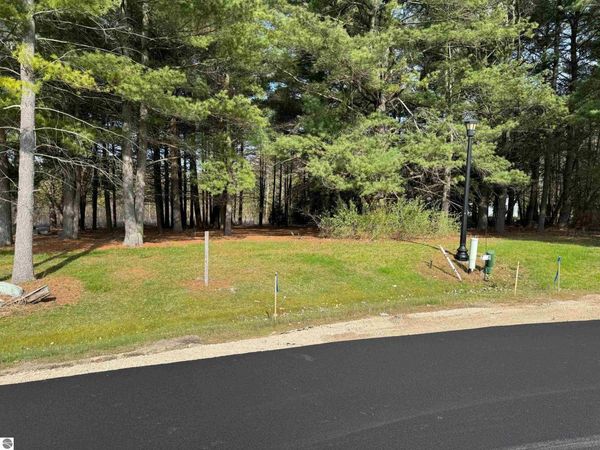 Capa-Bran Terrace, Elk Rapids, MI 49629