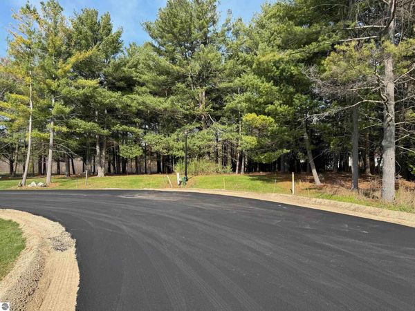 Capa-Bran Terrace, Elk Rapids, MI 49629