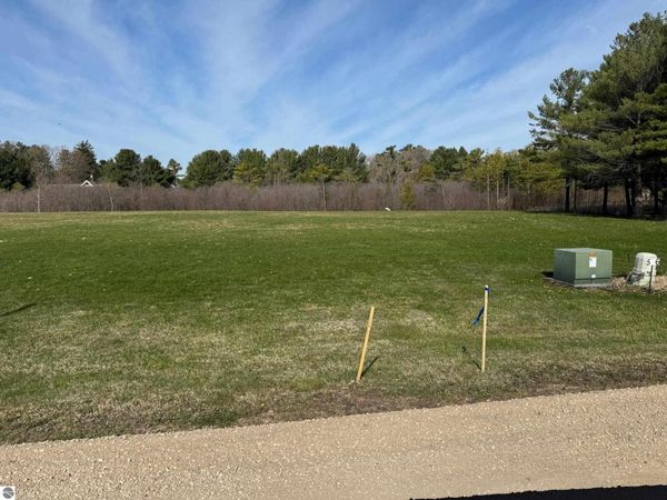 Capa-Bran Terrace, Elk Rapids, MI 49629