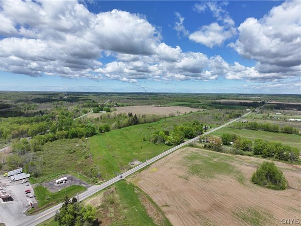 367 State Route 264, Phoenix, NY 13135