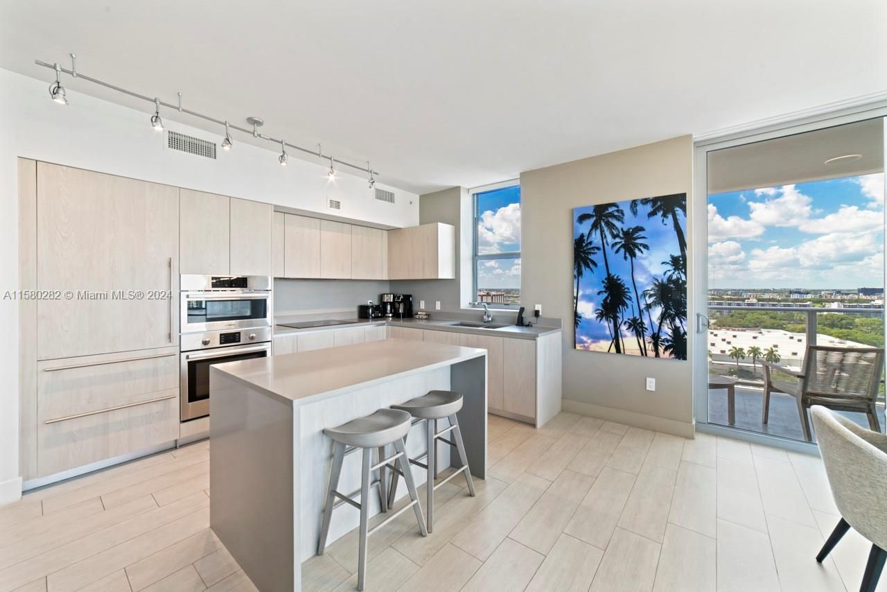 4010 S Ocean Dr, Unit R1102, Hollywood, FL 33019 Photo