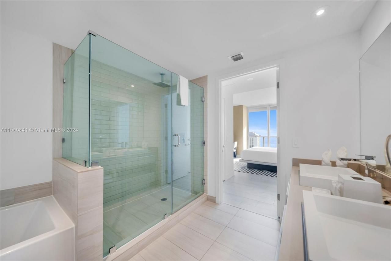 4010 S Ocean Dr, Unit R2305, Hollywood, FL 33019 Photo