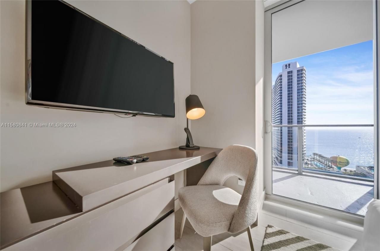 4010 S Ocean Dr, Unit R2305, Hollywood, FL 33019 Photo