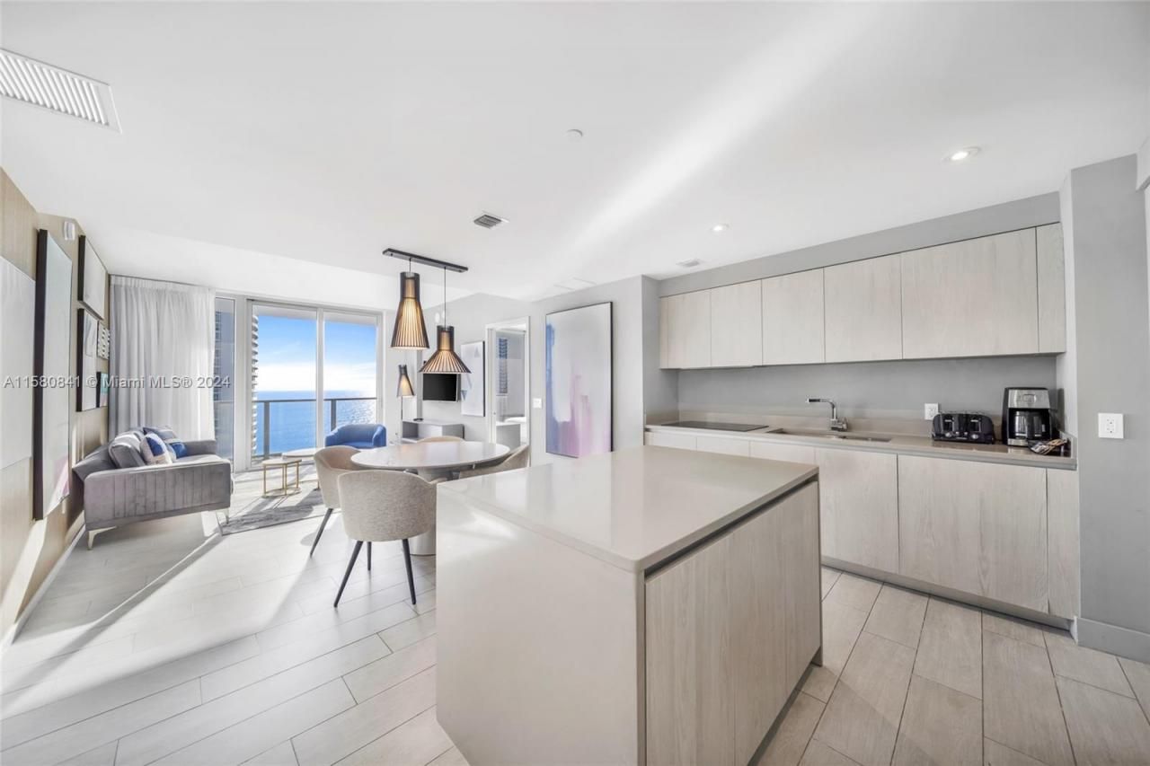 4010 S Ocean Dr, Unit R2305, Hollywood, FL 33019 Photo