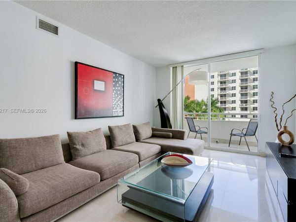 18800 NE 29th Ave, Unit 520, Aventura, FL 33180