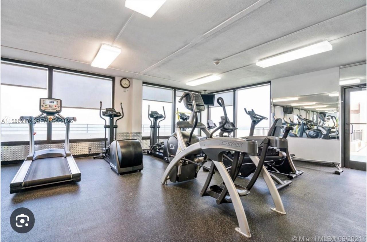 18800 NE 29th Ave, Unit 520, Aventura, FL 33180 Photo