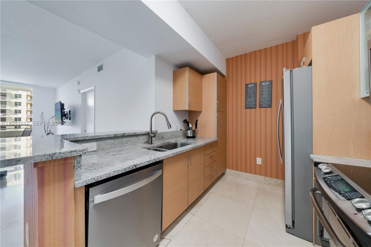 18800 NE 29th Ave, Unit 520, Aventura, FL 33180 Photo