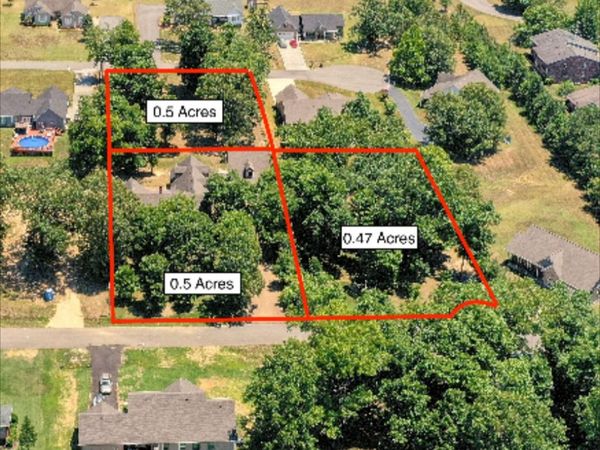 93 Tamatha Dr, Paris, TN 38242