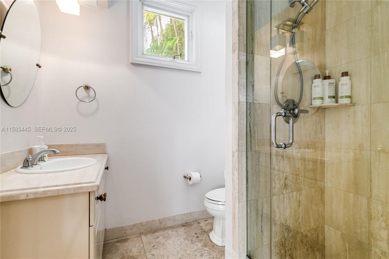 709 Idlewyld Dr, Fort Lauderdale, FL 33301 Photo