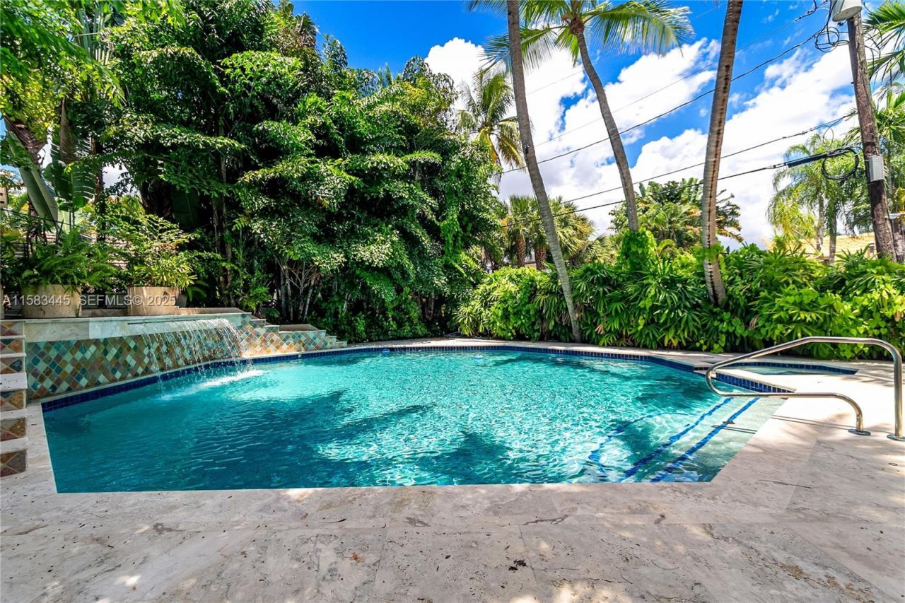 709 Idlewyld Dr, Fort Lauderdale, FL 33301 Photo