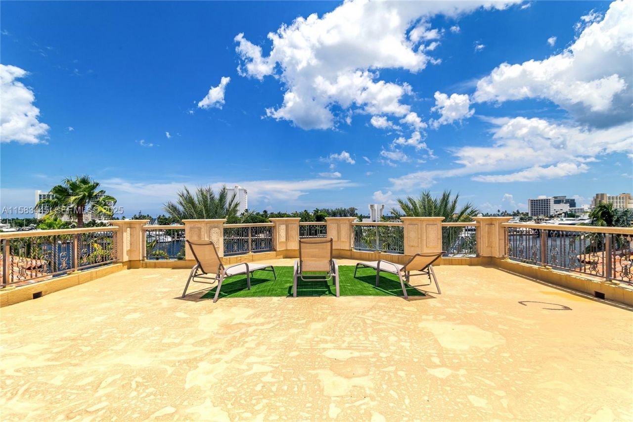 709 Idlewyld Dr, Fort Lauderdale, FL 33301 Photo