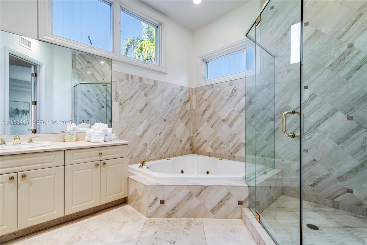 709 Idlewyld Dr, Fort Lauderdale, FL 33301 Photo