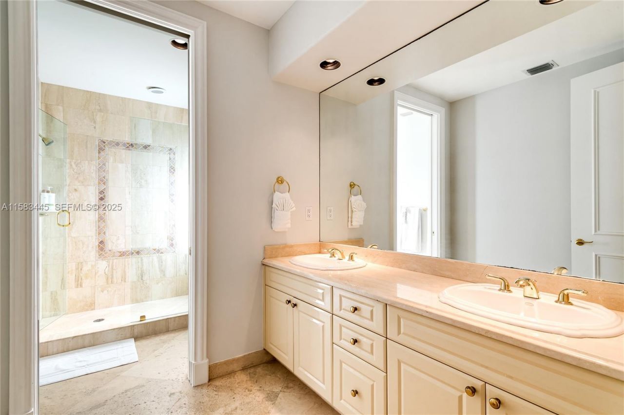 709 Idlewyld Dr, Fort Lauderdale, FL 33301 Photo