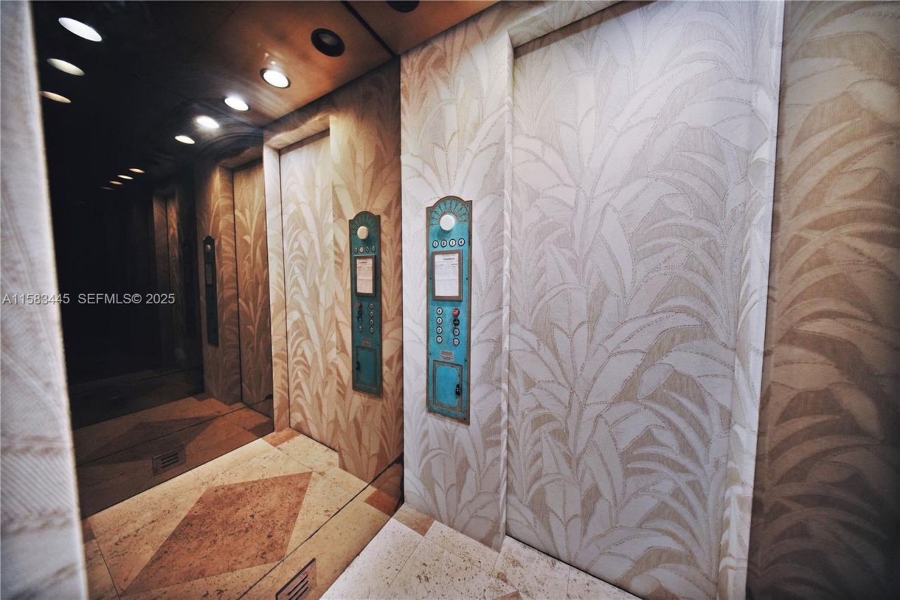 709 Idlewyld Dr, Fort Lauderdale, FL 33301 Photo