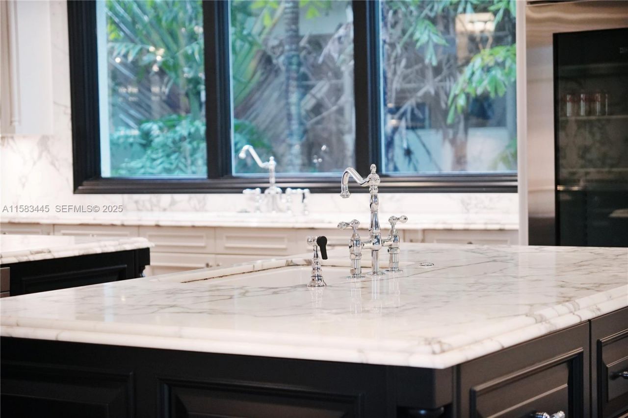 709 Idlewyld Dr, Fort Lauderdale, FL 33301 Photo