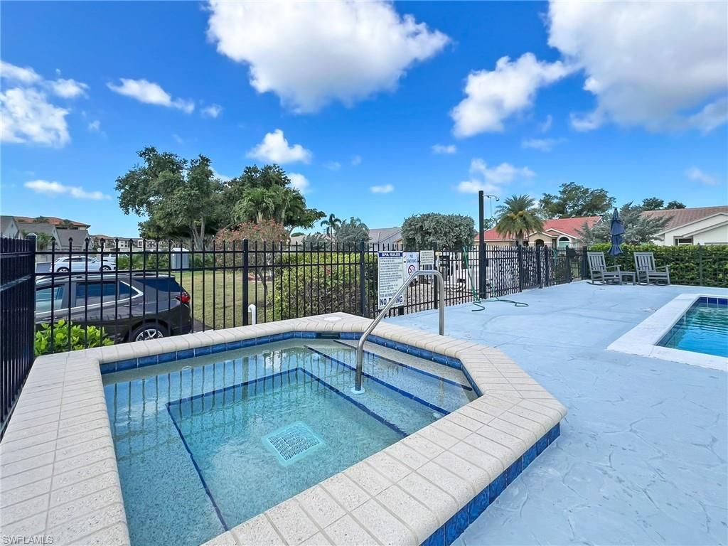 12521 Kelly Sands Way, Unit 29, Fort Myers, FL 33908 Photo