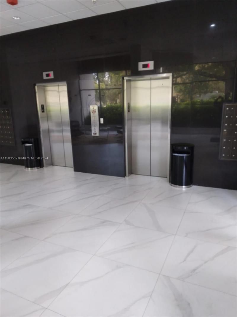 911 Ponce De Leon Blvd, Unit 904, Coral Gables, FL 33134 Photo