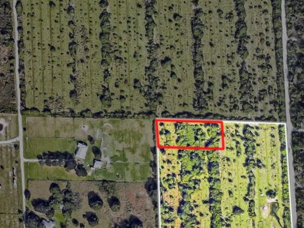 6211 GROVE BOULEVARD, PUNTA GORDA, FL 33982
