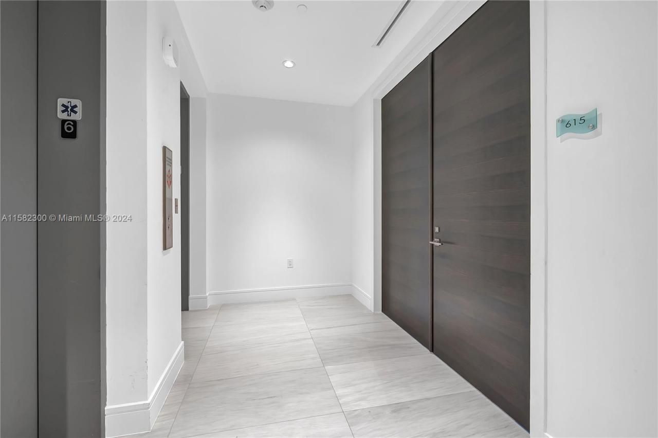 3300 NE 188th St, Unit 615, Aventura, FL 33180 Photo