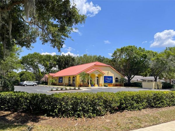 700 DOCTORS COURT, LEESBURG, FL 34748