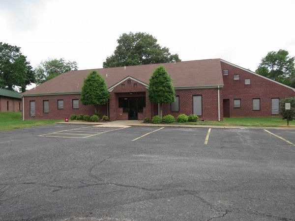 1575 Parr Avenue, Dyersburg, TN 38024