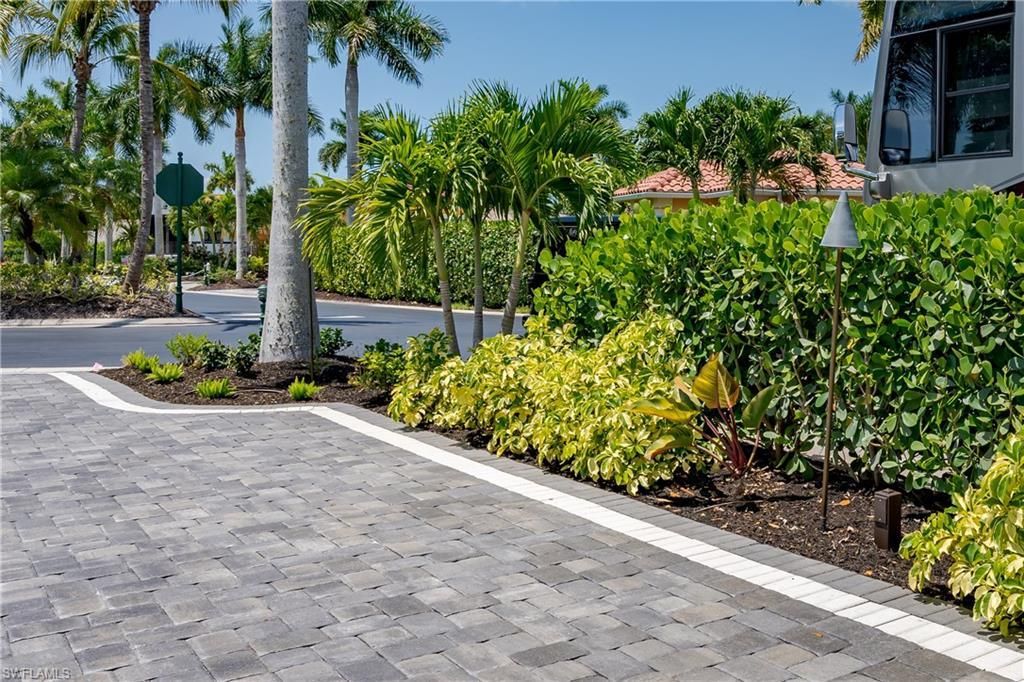 13619 Snook Cir, Naples, FL 34114 Photo