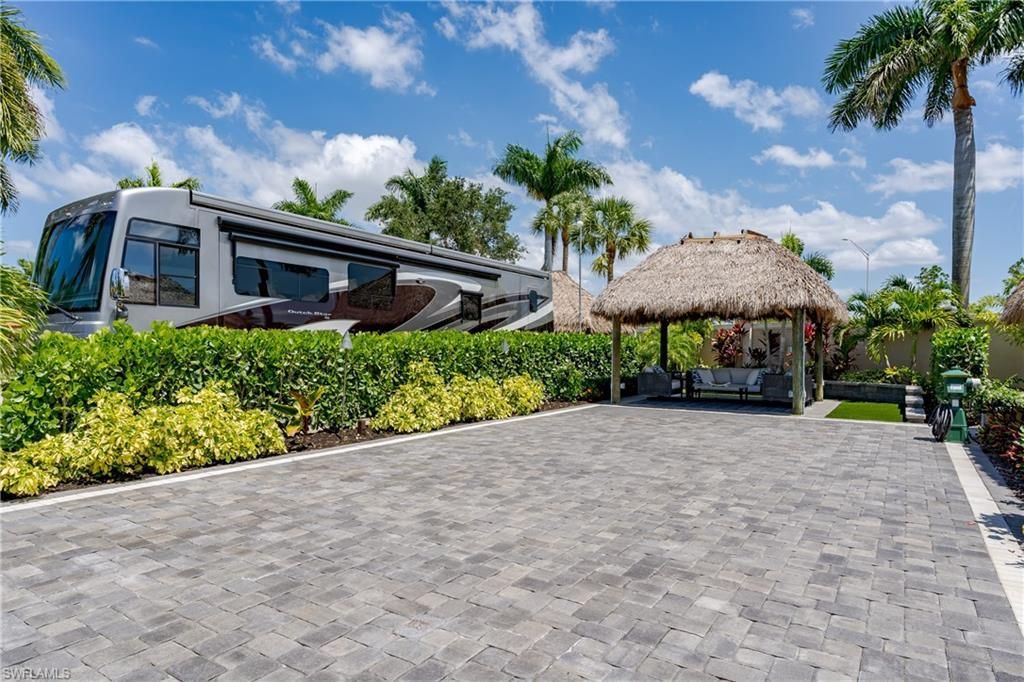 13619 Snook Cir, Naples, FL 34114 Photo