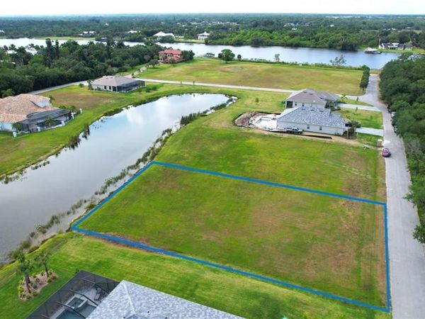 17140 Serengeti CIR, ALVA, FL 33920