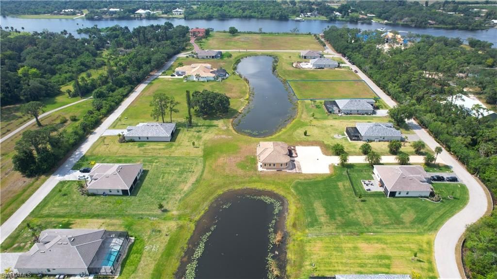 17140 Serengeti Cir, Alva, FL 33920 Photo