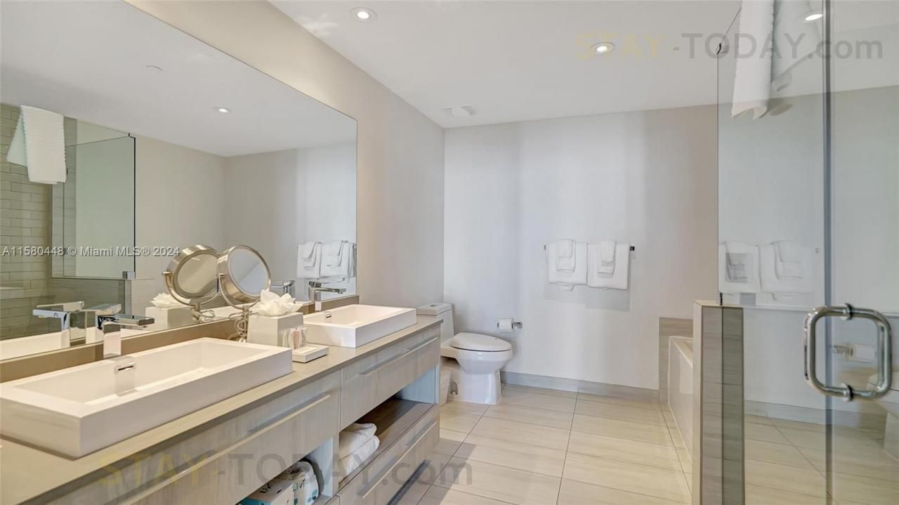 4010 S Ocean Dr, Unit R805, Hollywood, FL 33019 Photo