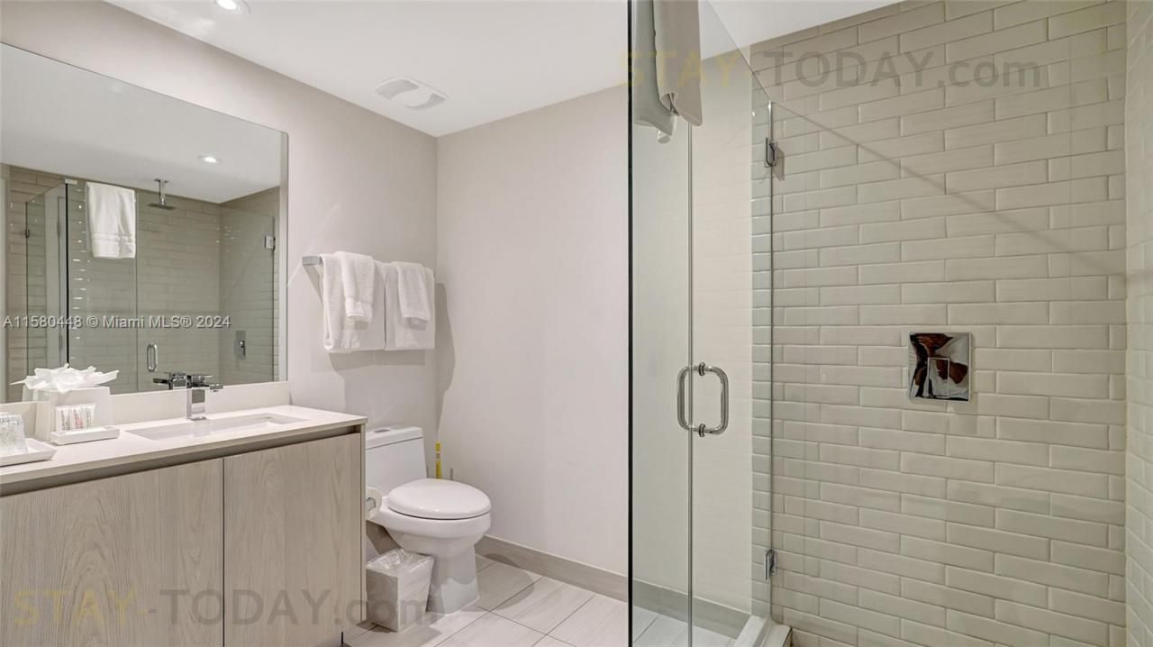 4010 S Ocean Dr, Unit R805, Hollywood, FL 33019 Photo