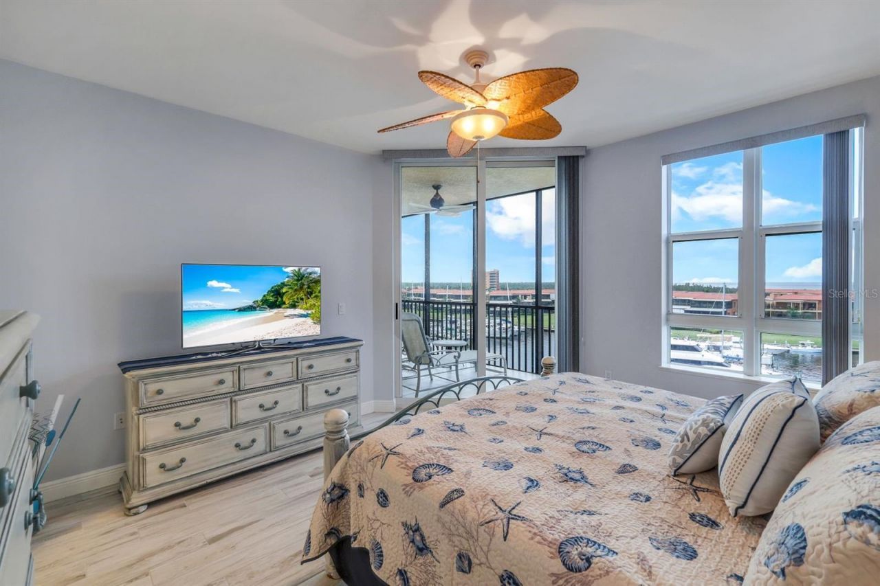 3313 Sunset Key Circle, Unit 404, Punta Gorda, FL 33955 Photo