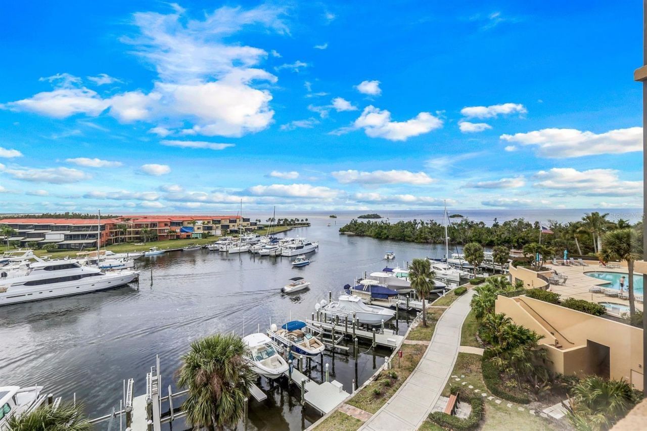 3313 Sunset Key Circle, Unit 404, Punta Gorda, FL 33955 Photo