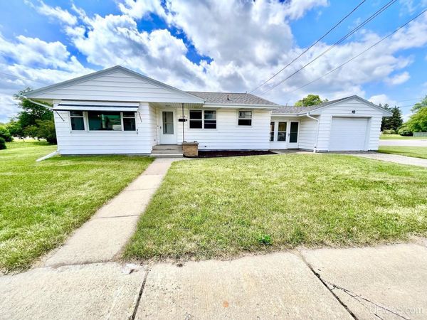 1108 Vulcan Street, Iron Mountain, MI 49801