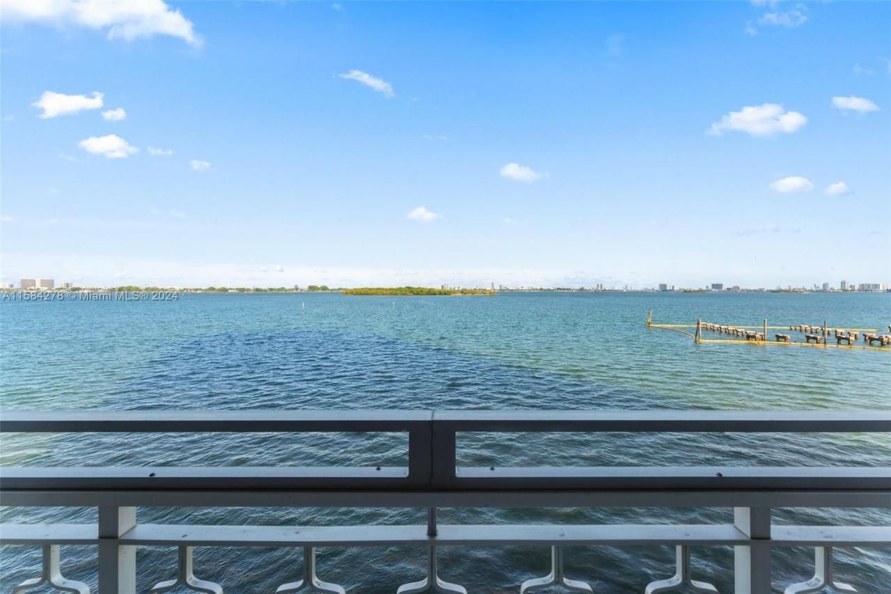 11111 Biscayne Blvd, Unit 3A, Miami, FL 33181 Photo