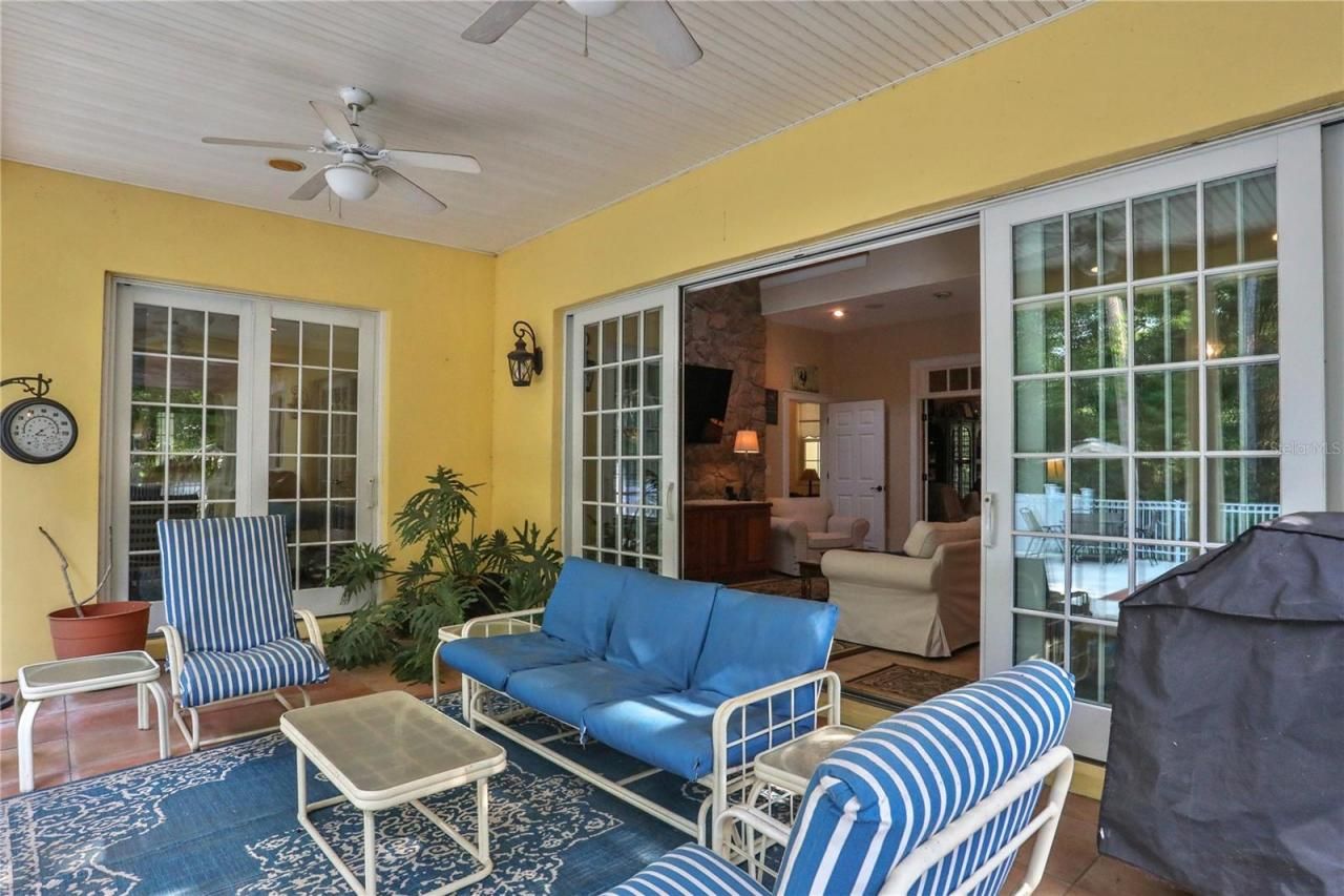 8608 Poinsettia Drive, Temple Terrace, FL 33637 Photo