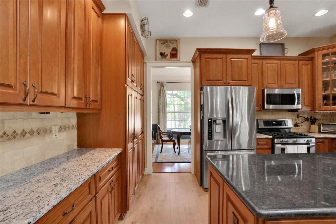 8608 Poinsettia Drive, Temple Terrace, FL 33637 Photo