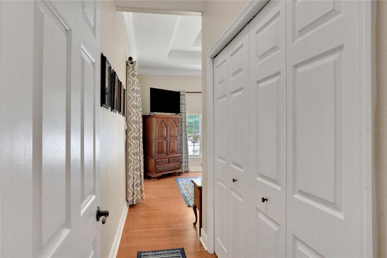 8608 Poinsettia Drive, Temple Terrace, FL 33637 Photo