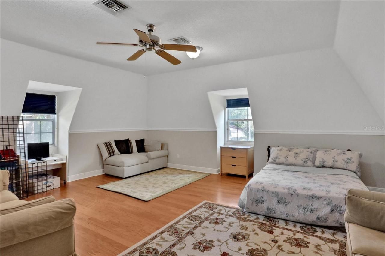 8608 Poinsettia Drive, Temple Terrace, FL 33637 Photo